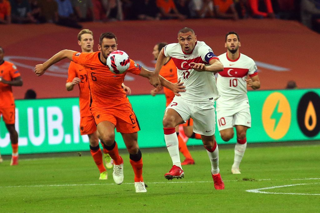 Hollanda'da Türkiye İçin Kara Gece