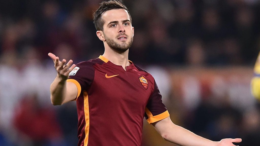 Miralem Pjanić Resmen Beşiktaş Formasında