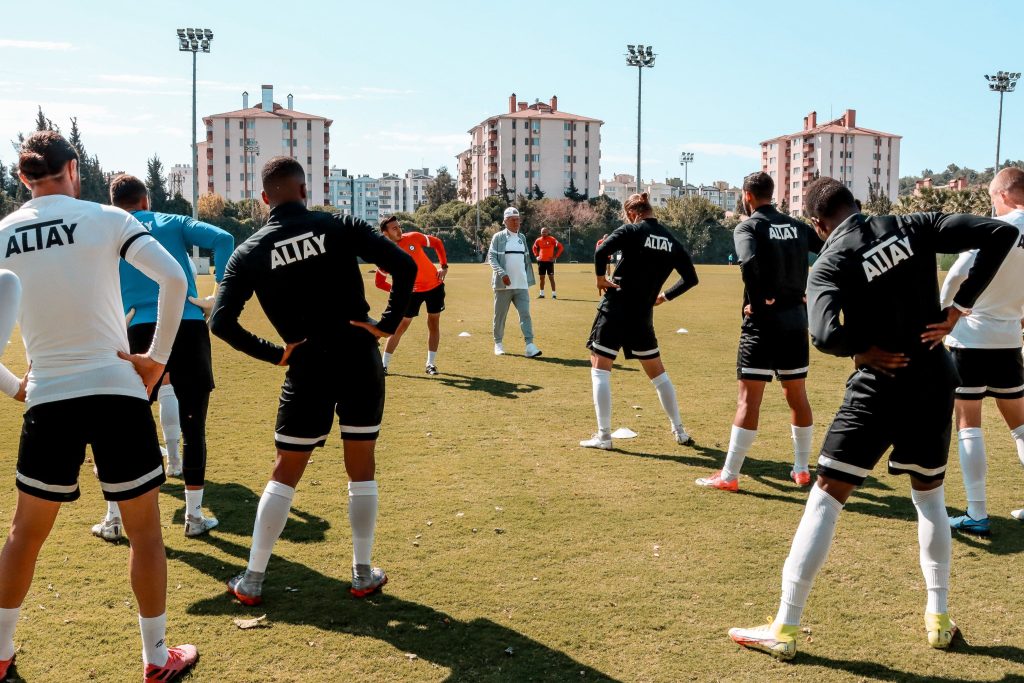 Gaziantep FK ve Altay Maç Öncesinde Hangi Durumda
